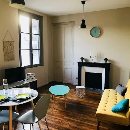 De Standing A Centre - 50m² * Tours